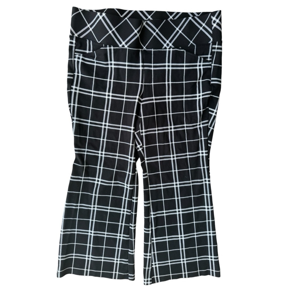 Torrid Women’s Pocket Pixie Flare Studio Luxe Pon… - image 5